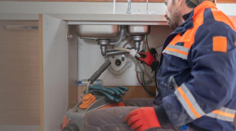 Professional tankless water heater installation services in Little York, IL